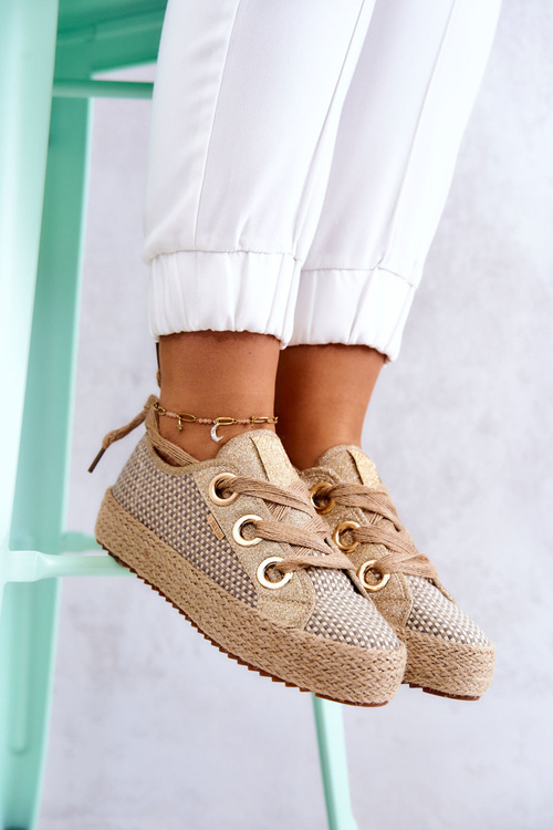 Жіночі плетені кросівки Big Star JJ274392 Бежево-золоті