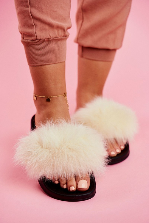 Жіночі шорти з хутром білі Belmondo