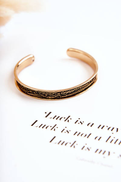 Жіночий браслет сліпон з тисненням Чорне золото