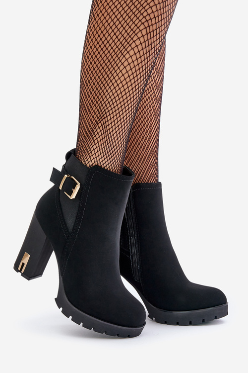 Жіночі чоботи із золотою пряжкою на підборах утеплені чорні Erilanes