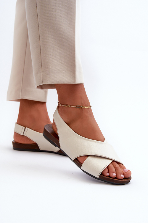 Світло-бежеві жіночі шкіряні босоніжки Zazoo 40407