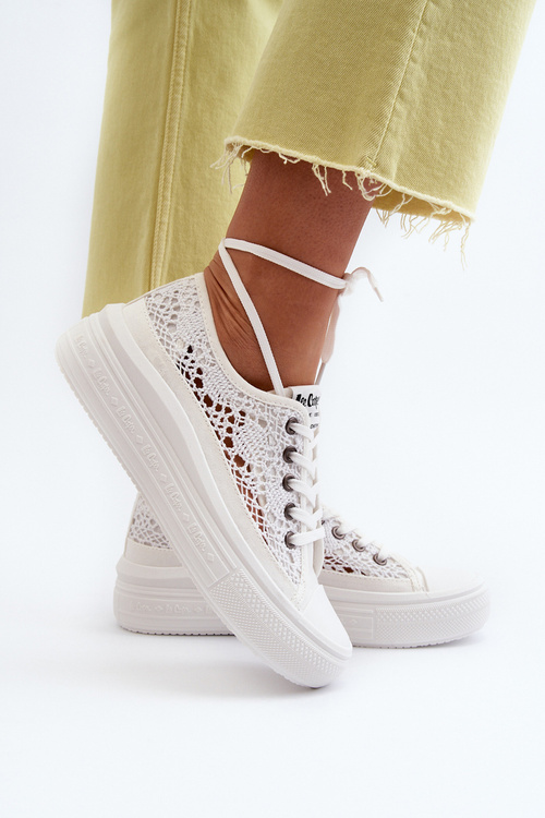 Жіночі мереживні кросівки Lee Cooper LCW-23-44-1617 білі