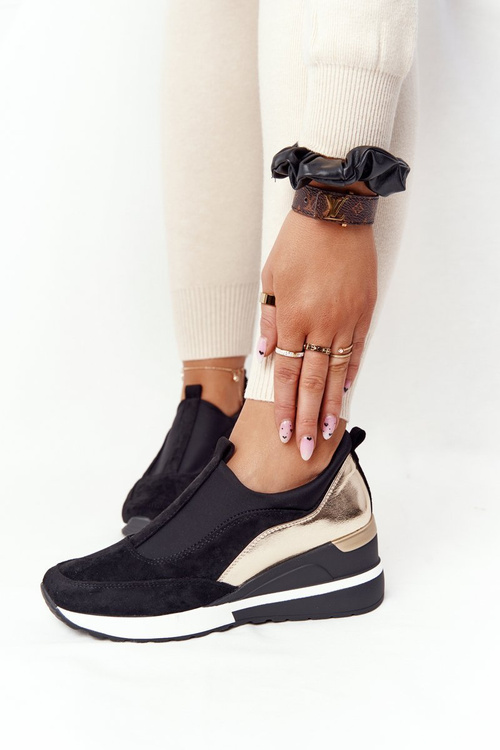 Кросівки на танкетці Vinceza 10593 Чорно-золоті