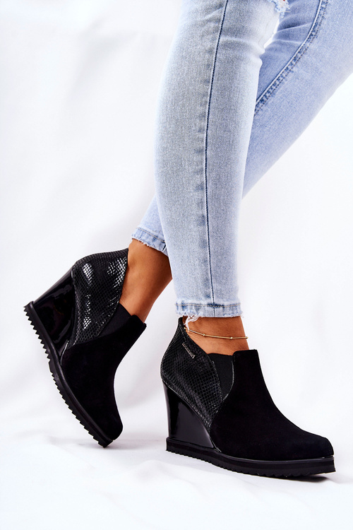 Черевики на шнурівці зі звіриним візерунком Monnari 0990-020 Чорні