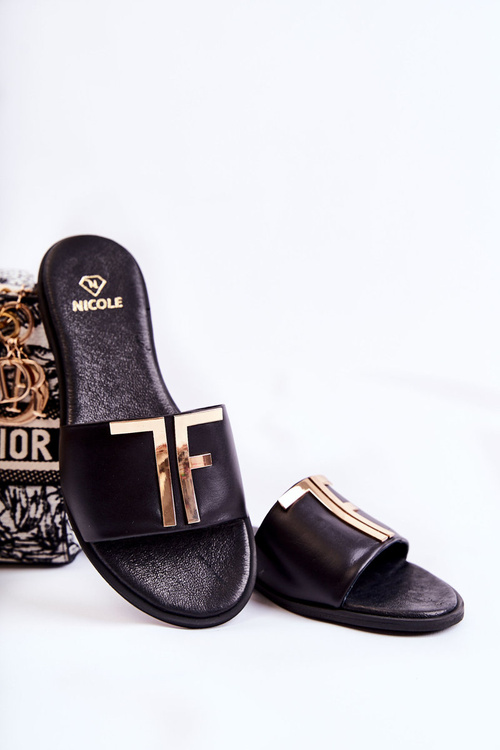 Жіночі класичні шкіряні тапочки чорного кольору Адель