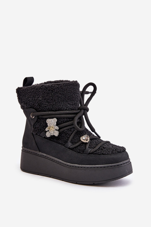 Жіночі зимові черевики з кліпсами і дублянкою чорного кольору Almatiza