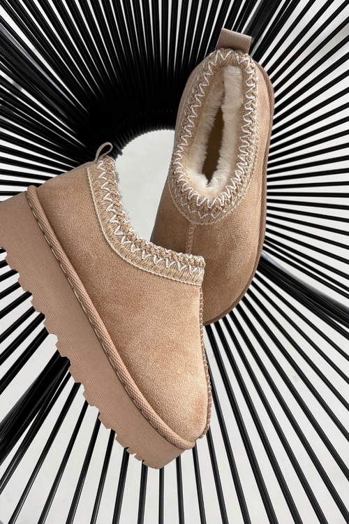 Дитячі зимові черевики з вишивкою бежеві Prina