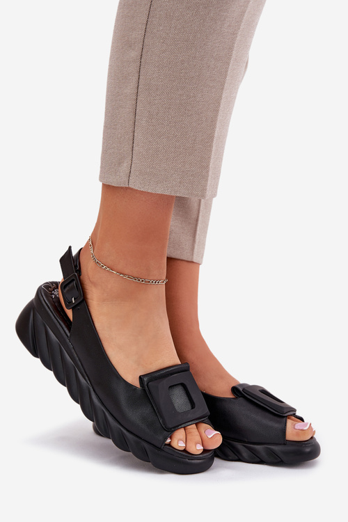 Жіночі шкіряні сандалі на підборах з декором Artiker Чорні 56C2156