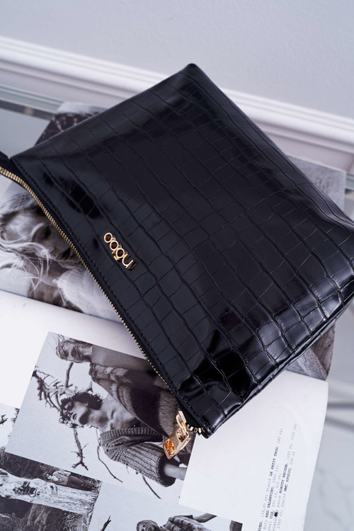 Середня жіноча косметичка чорна NOBO NCOS-I0341-C020