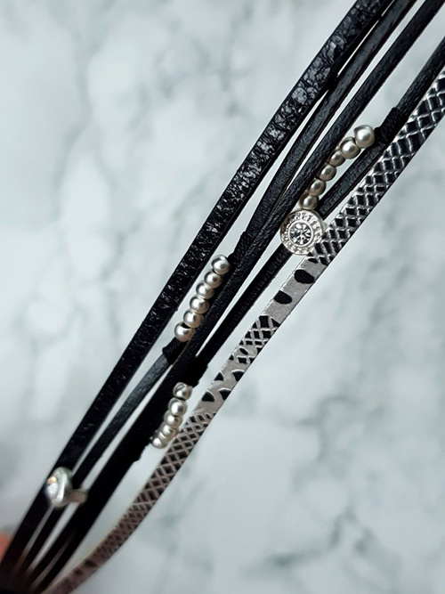 Жіночий браслет стринги чорний Michiko Beads