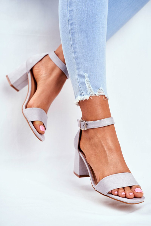 Замшеві босоніжки на каблуці Vinceza 20-17058 сірі