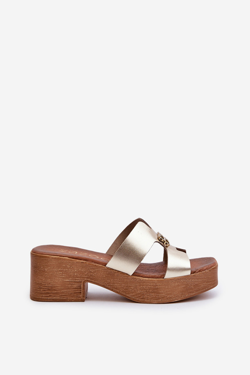 Шкіряні елегантні жіночі шльопанці з золотистим орнаментом Zazoo 40412