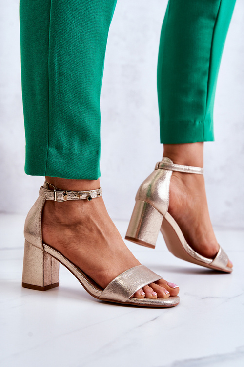 Модні жіночі босоніжки на підборах Золота Lucida