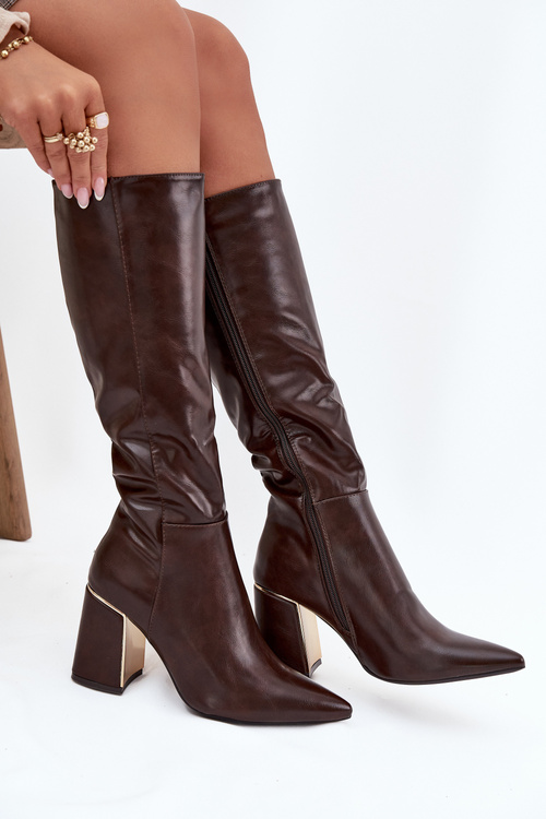 Жіночі чоботи на підборах з золотим елементом шоколадні Alessine