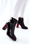Чоботи жіночі чорні лаковані на танкетці Кофтон