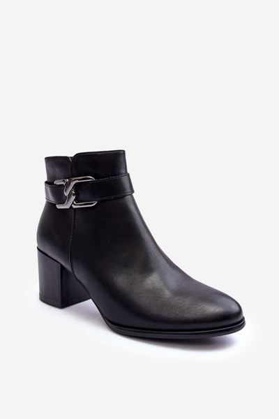 Жіночі теплі черевики з декором Black Astrid