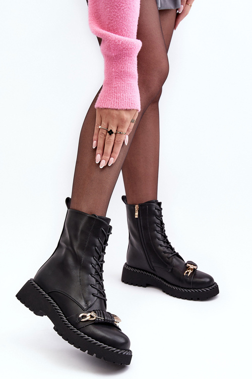 Жіночі шкіряні черевики робочі з декором чорні SBarski MR870-68