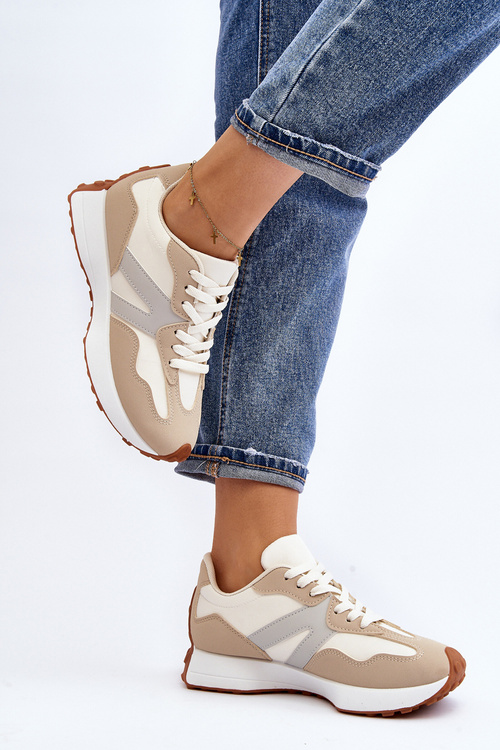 Жіноче бежеве спортивне взуття Chloette