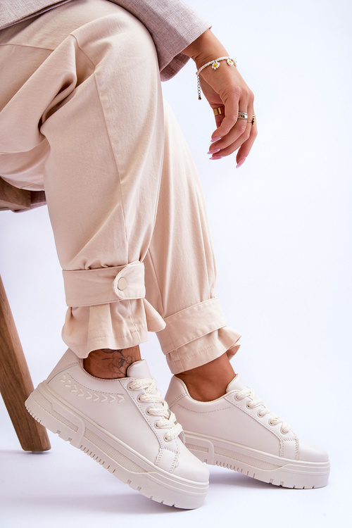 Комфортне жіноче спортивне взуття на платформі бежевого кольору Devan