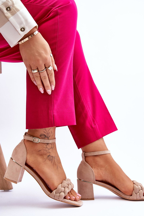 Замшеві босоніжки на високих підборах з декоративними косами Бежеві Azela