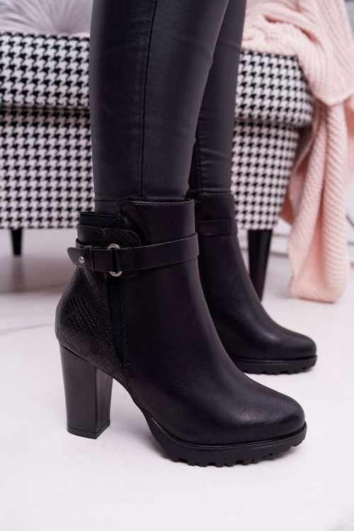 Жіночі чоботи на шпильці з підігрівом Black Devin