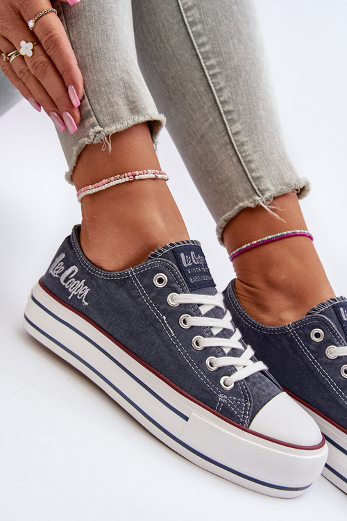 Жіночі кросівки на товстій підошві Lee Cooper LCW-24-31-2220