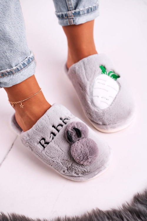 Жіночі пухнасті тапочки з кроликом і морквою сірого кольору Follow Me