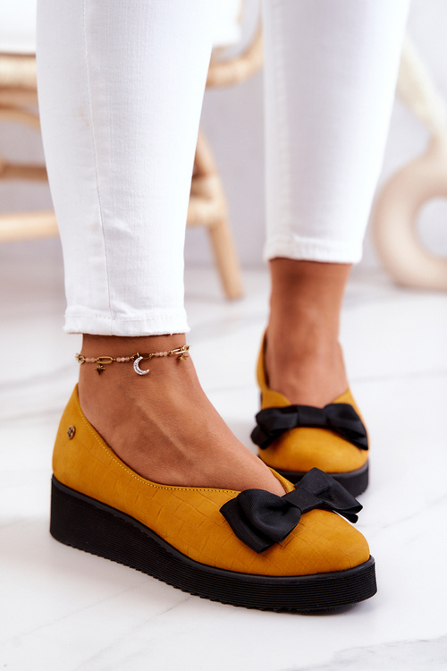 Замшеві балерини на платформі Maciejka 05062-07 Жовті