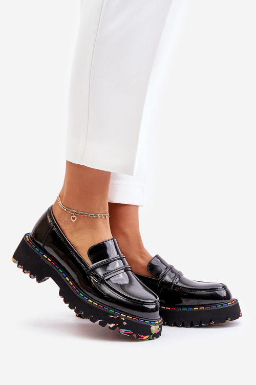 Масивні жіночі лаковані мокасини Black Artiker 55C0489