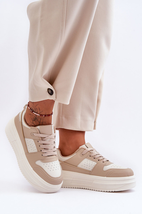 Жіночі шкіряні спортивні туфлі на масивній платформі бежеві Belisso