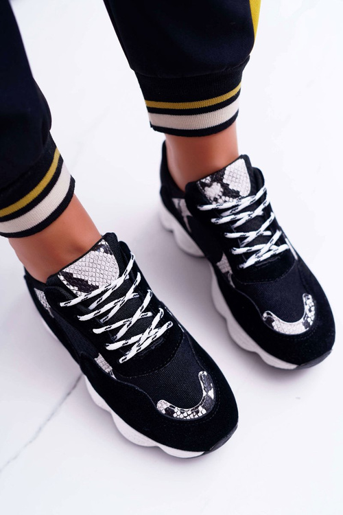 Спортивні жіночі замшеві туфлі чорного кольору зі зміїною шкірою