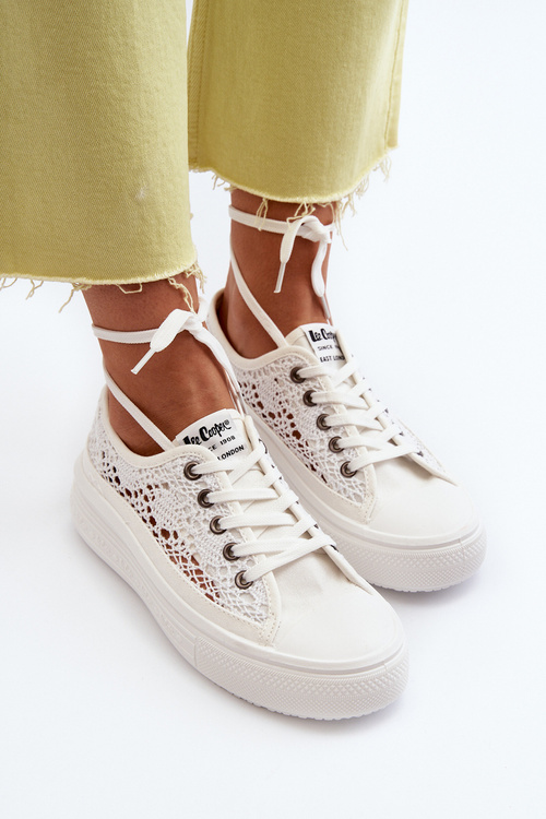 Жіночі мереживні кросівки Lee Cooper LCW-23-44-1617 білі