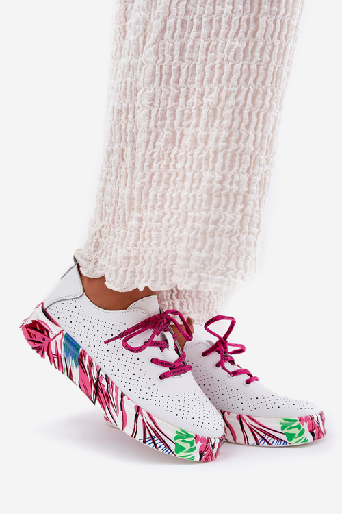 Жіночі Шкіряні Кросівки На Візерунковій Платформі Vinceza 88017 Білі