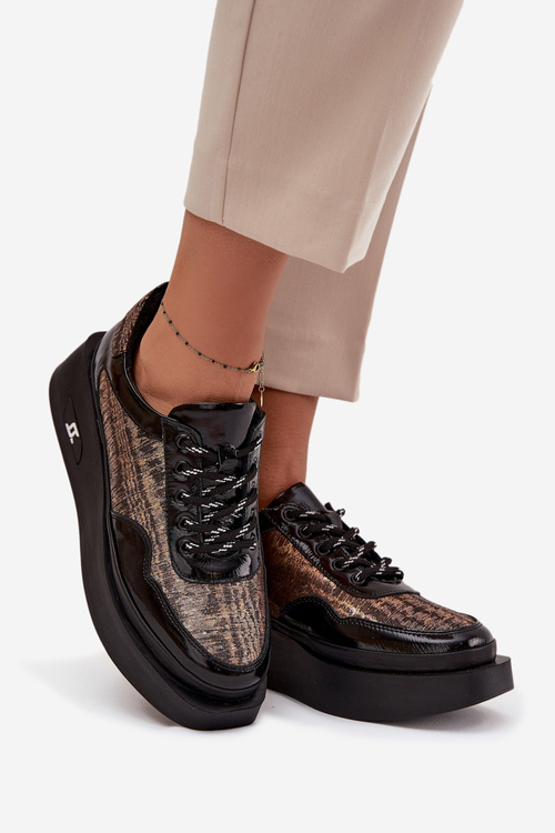 Шкіряне Взуття на Шнурівці для Жінок на Платформі Artiker 57C2044 Чорне