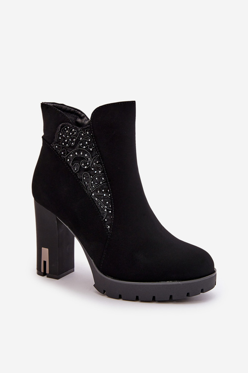 Теплі жіночі ботильйони на високому каблуці та вишивці чорного кольору Verissae