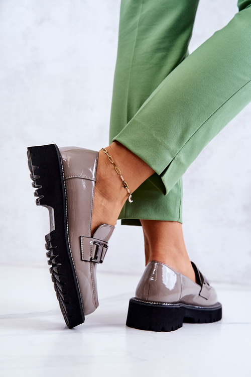 Лаковані туфлі сірі Corine