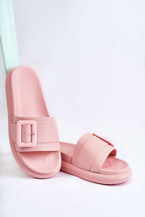 Жіночі шкіряні тапочки з пряжкою Devia рожеві