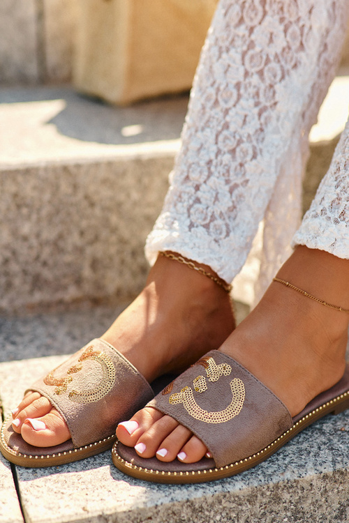 Жіночі тапочки на плоскій підошві з паєтками S.Barski KV27-052 Коричневий