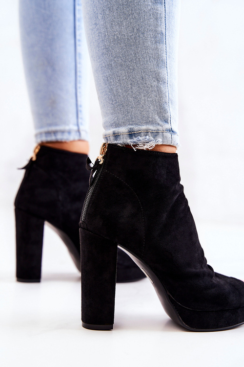 Черевики на шпильці з відкритим носком, чорні Adore