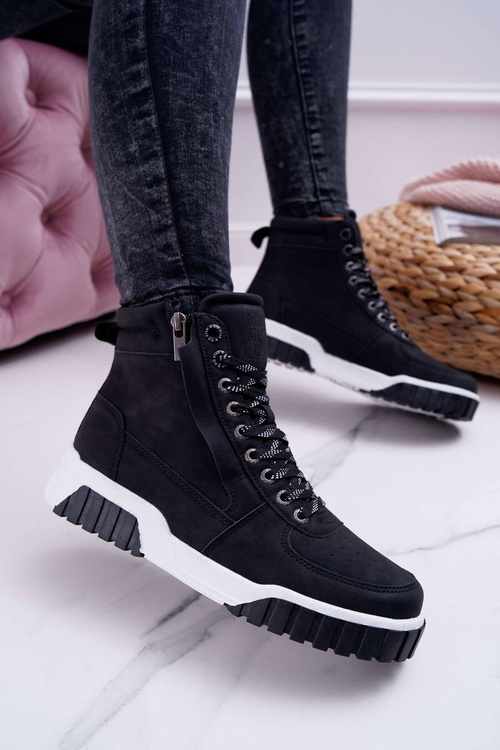 Жіноче спортивне взуття Big Star High Black EE274221