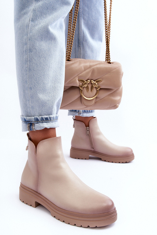 Шкіряні чоботи на низькому ходу бежеві Foteini