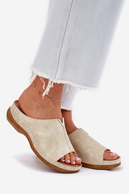 Зручні жіночі сандалі на платформі золоті Claribelle