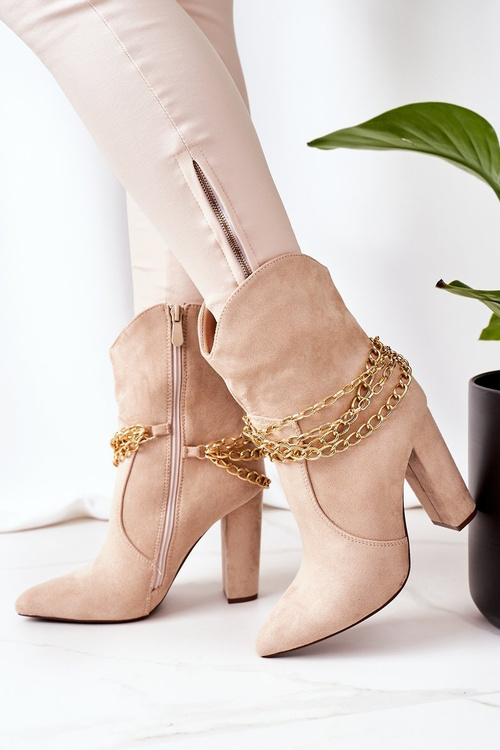 Утеплені чоботи на блочному каблуці бежеві Гарне враження