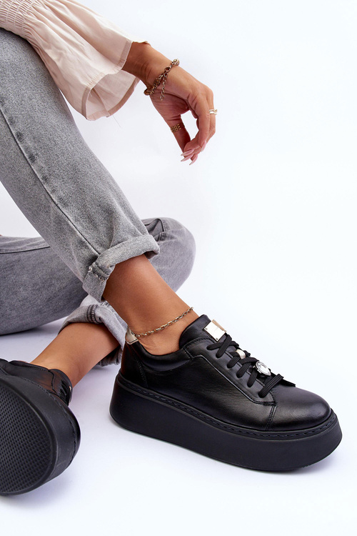 Шкіряне спортивне взуття на платформі Maciejka 06191-01 Чорний