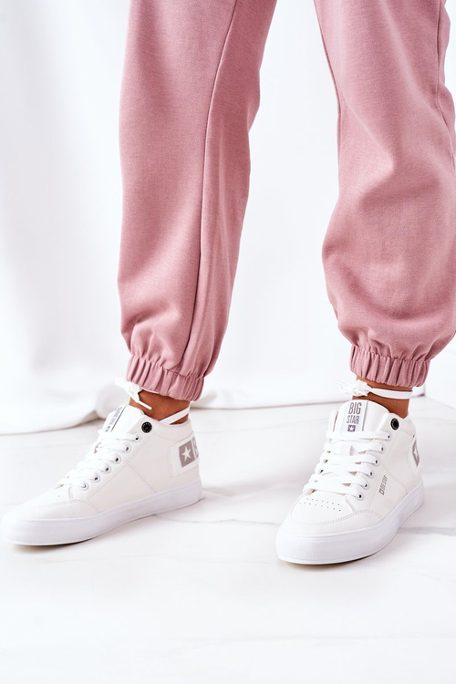 Жіноче утеплене спортивне взуття Big Star EE274352 біле