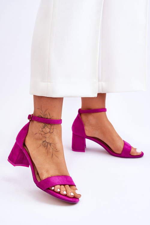 Замшеві босоніжки на низькому каблуці Violet Quincy