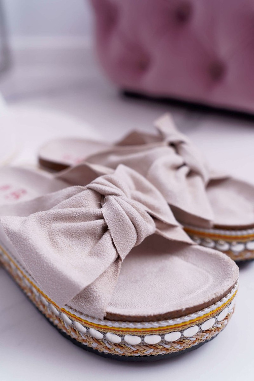 Жіночі шльопанці з каракулями на товстій підошві Бежеві Міледі