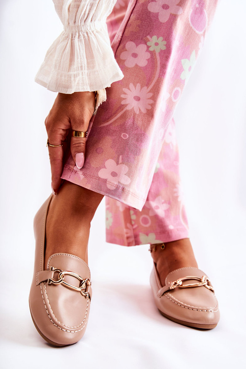 Шкіряні лофери з декором бежеві Millario