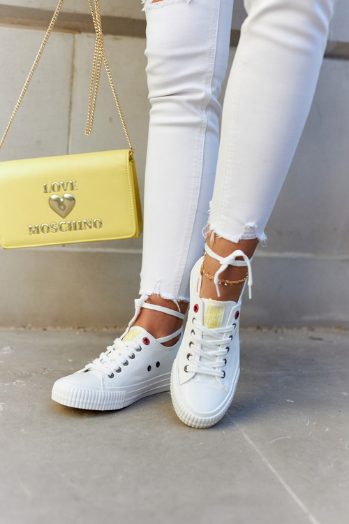 Жіночі низькі кросівки BIG STAR JJ274384 Білі