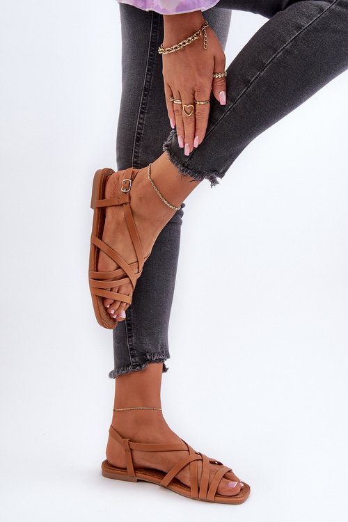 Жіночі сандалі на плоскій підошві Big Star NN274013 Camel